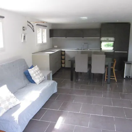 Villa Logement 60 M² *